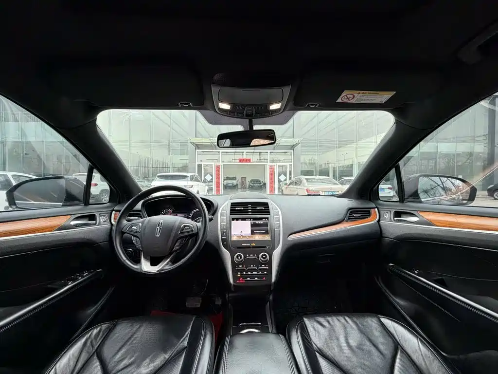 Lincoln MKC 2019 2019 2.0T 2WD Premium Edition China VI