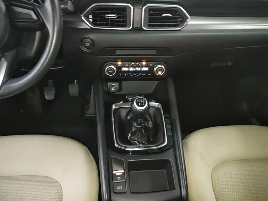Фото 14 - Mazda CX-5