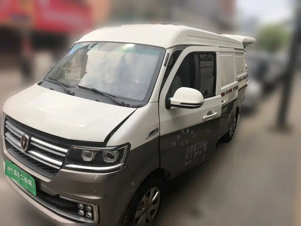 Jinbei New Hiace S 2024 2023 1.5L Fortune Van 2/5-seater AC Version SWC15M
