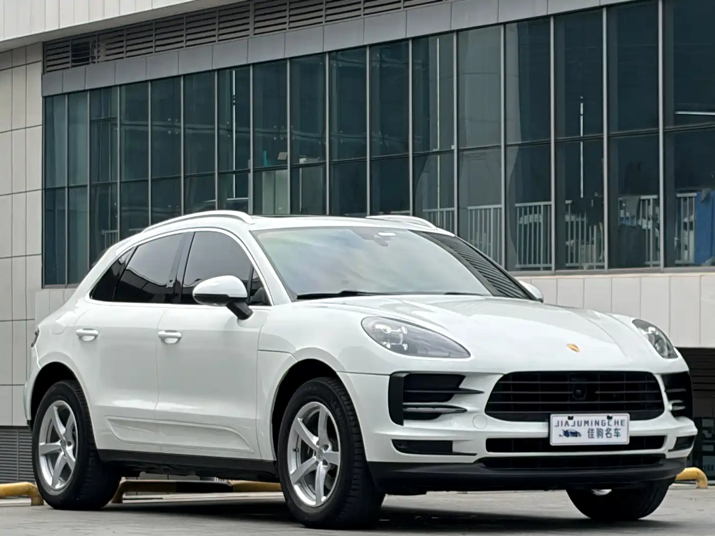 Porsche Macan 2018 Macan 2.0T фото 3