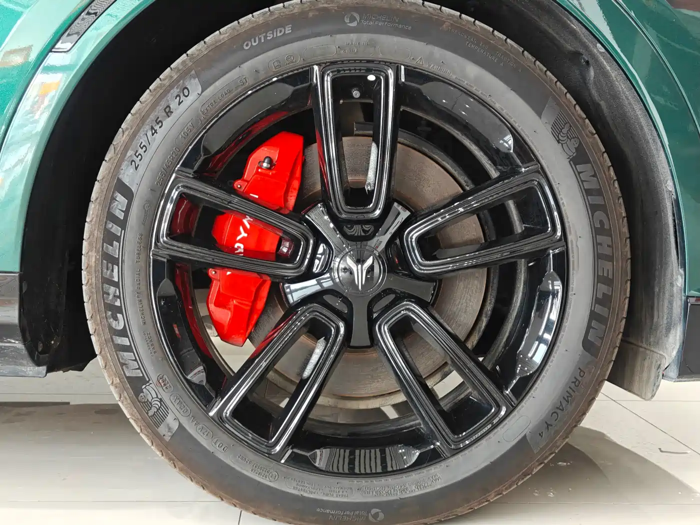 Voyah Auto VOYAH FREE 2025 318 259km 4WD Explorer Edition фото 9