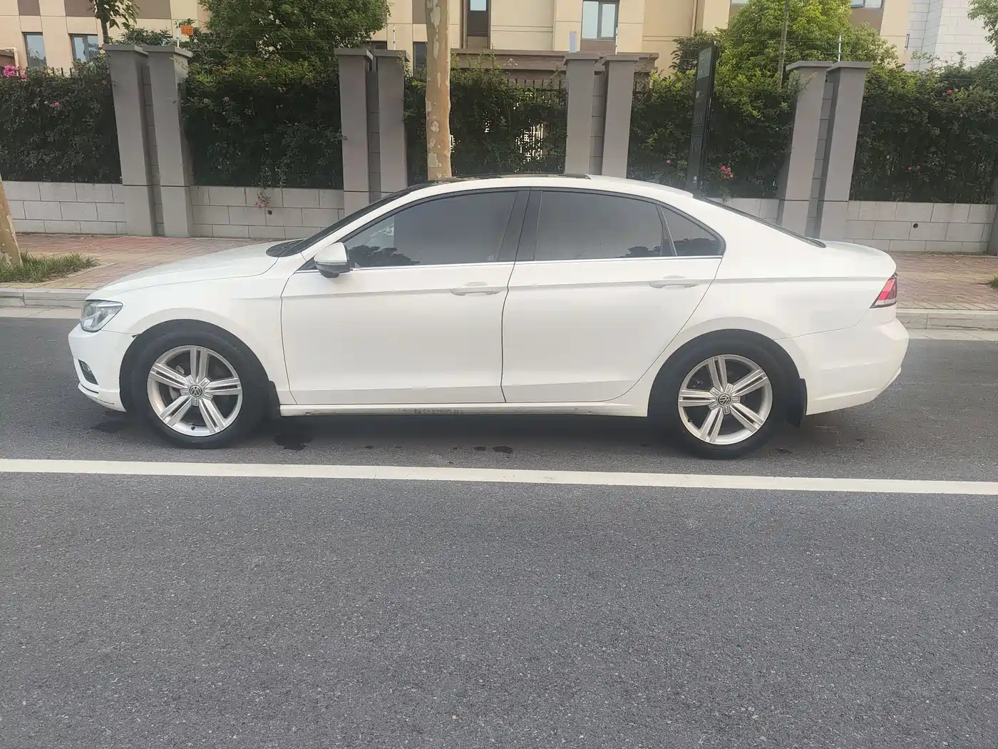 Volkswagen Lamando 2017 280TSI DSG Comfort Edition фото 20