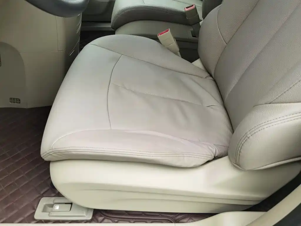 Фото 20 - Buick GL8