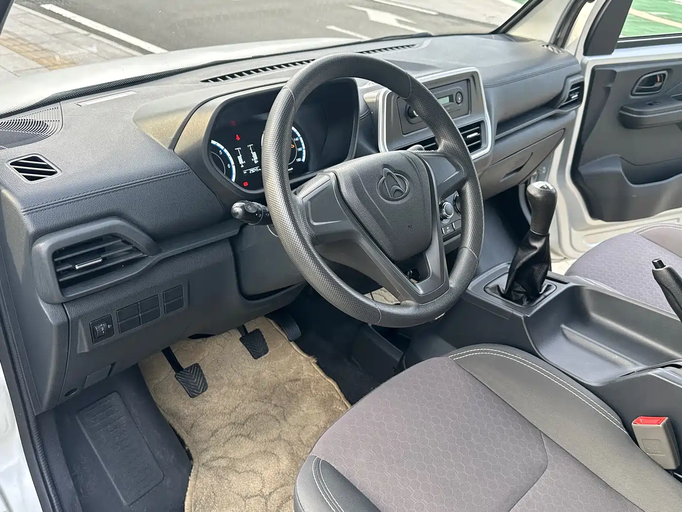 Changan Kaicheng Changan Star Card PLUS 2023 2022 1.6L Comfort AC Single Row Steel Panel Van DAM16KR