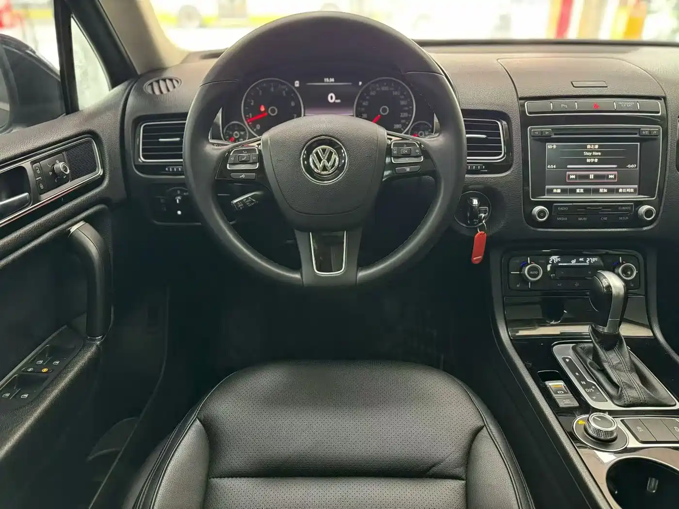 Фото 8 - Volkswagen Touareg