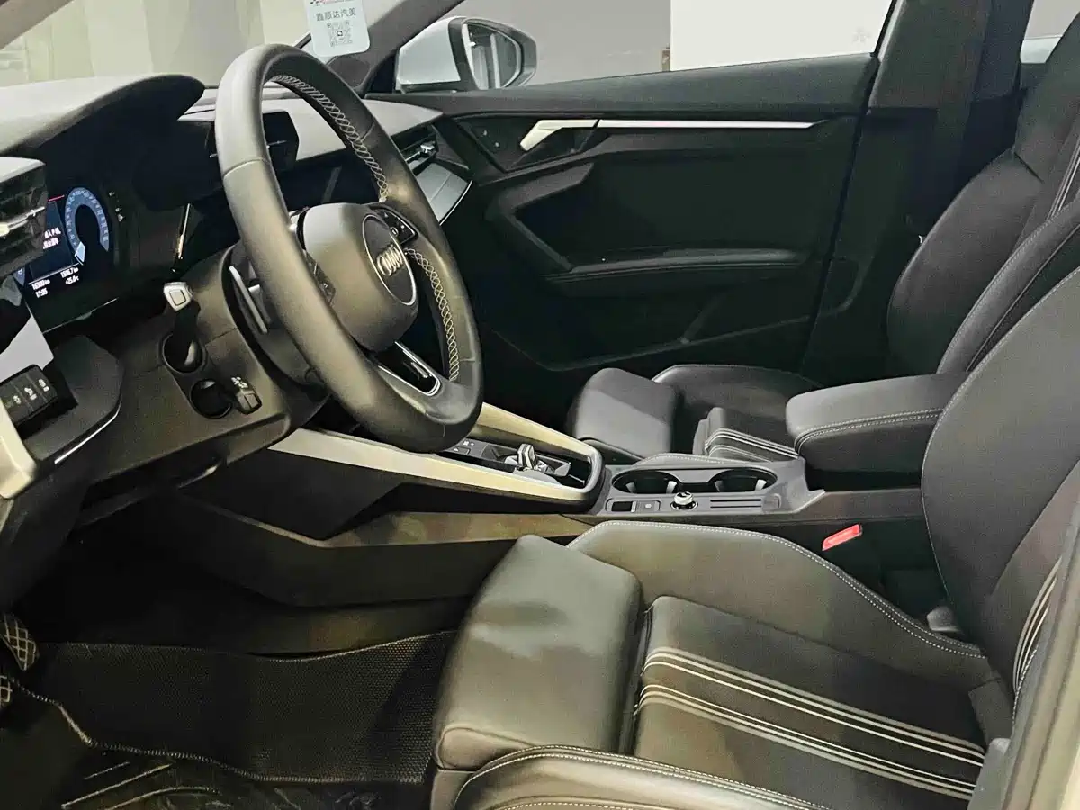Фото 5 - Audi A3