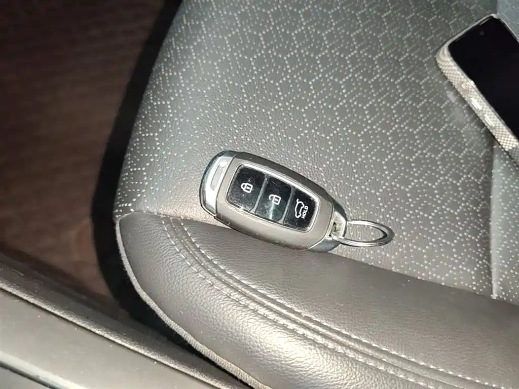 Hyundai Beijing Hyundai ix35 2018 2.0L Automatic 2WD Zhiyong·Enjoyment Edition фото 9