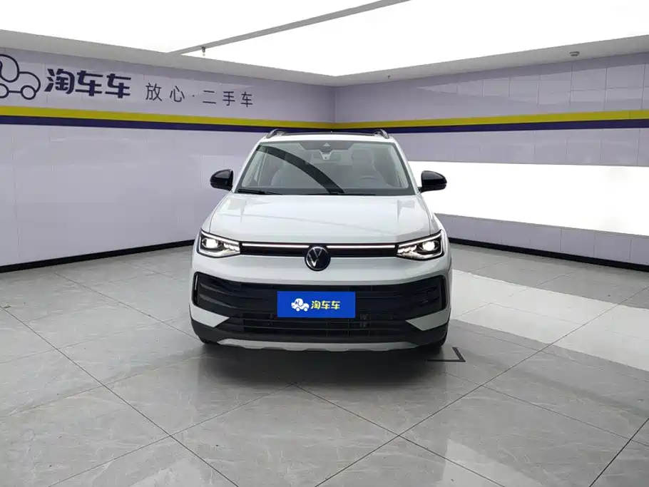 Volkswagen Tharu, миниатюра 2