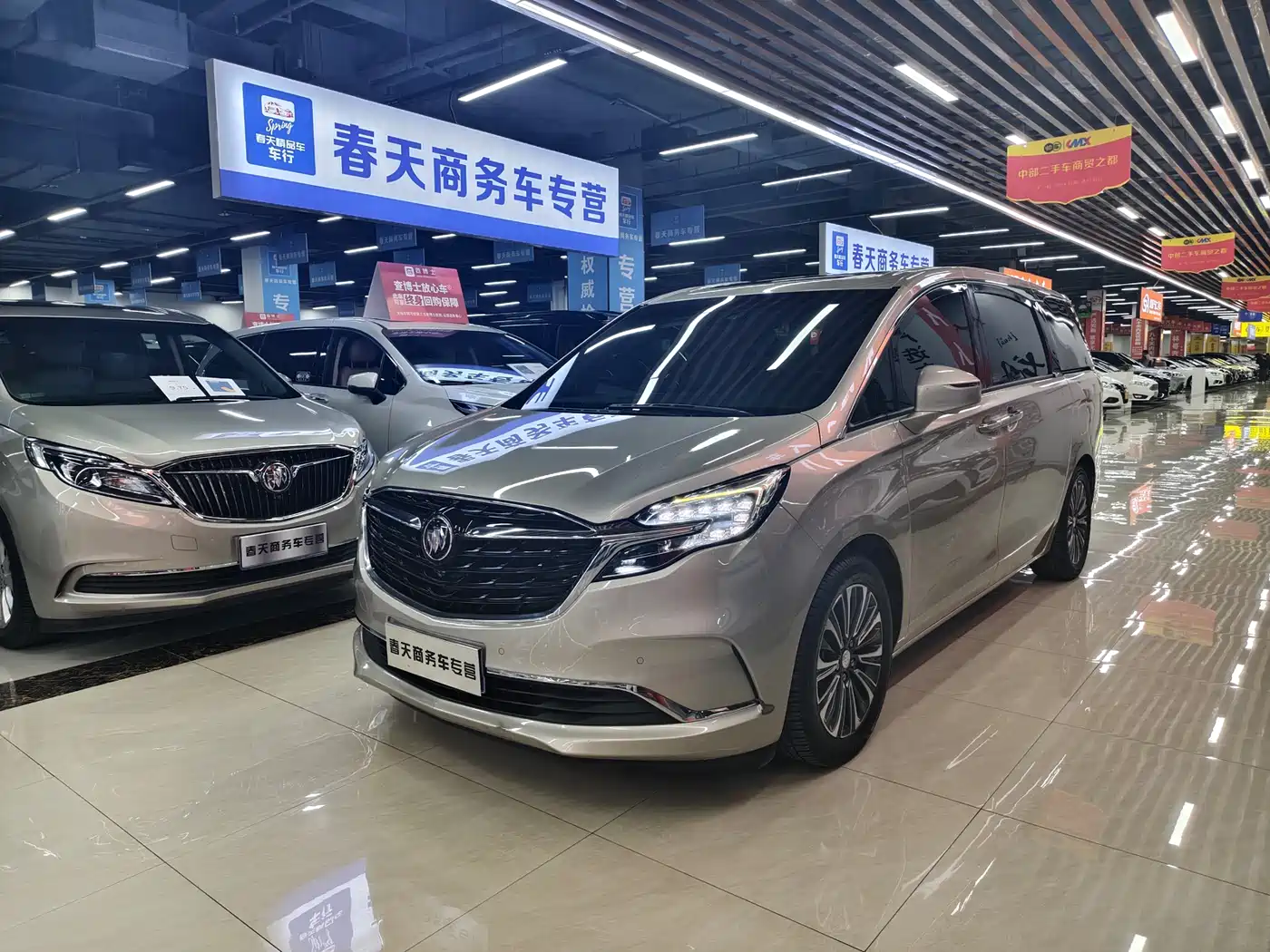 Buick GL8 2021 ES Landlord 653T Luxury