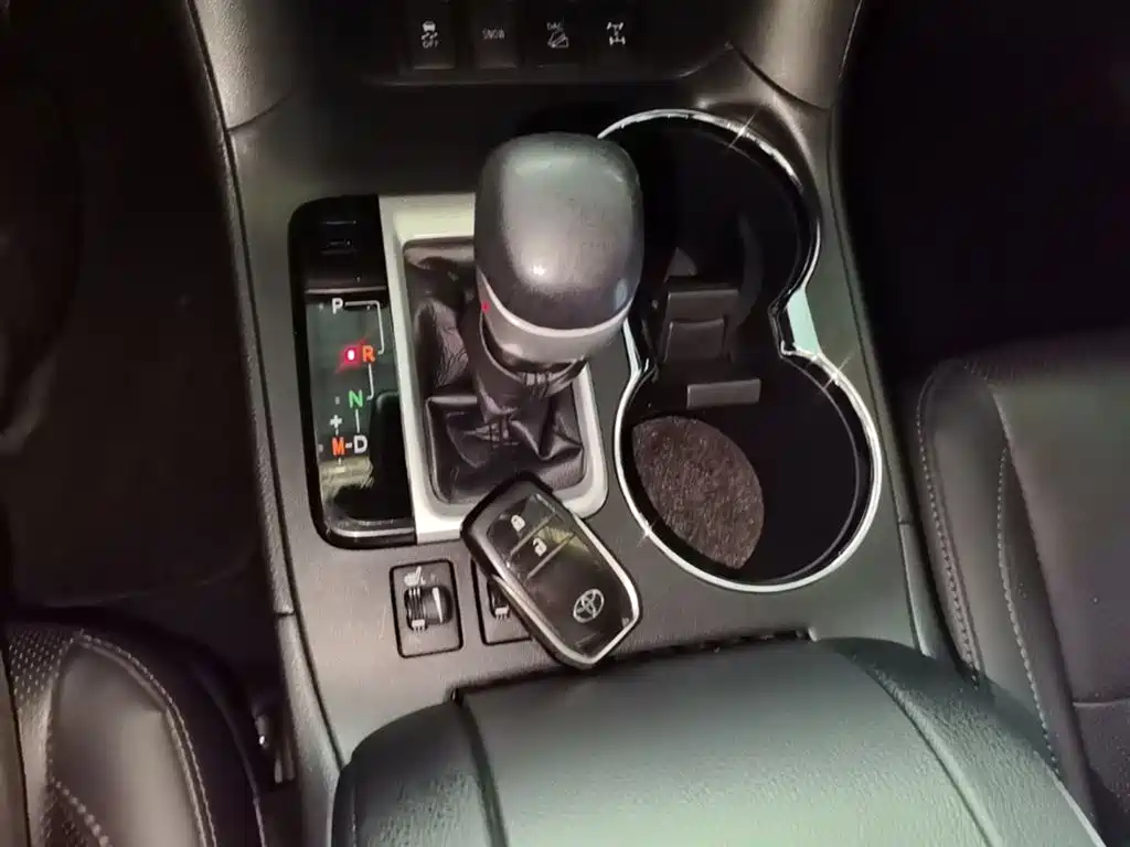 Toyota Highlander 2018 2.0T 4WD Luxury 7-seater China VI фото 14