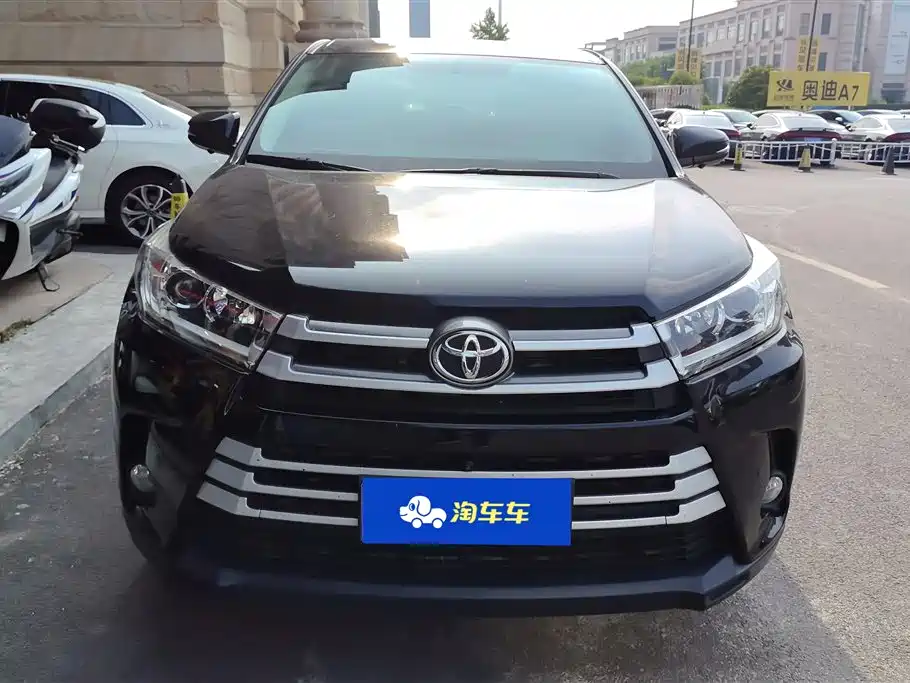 Toyota Highlander 2018 2.0T 4WD Elite 7-seater China VI фото 2
