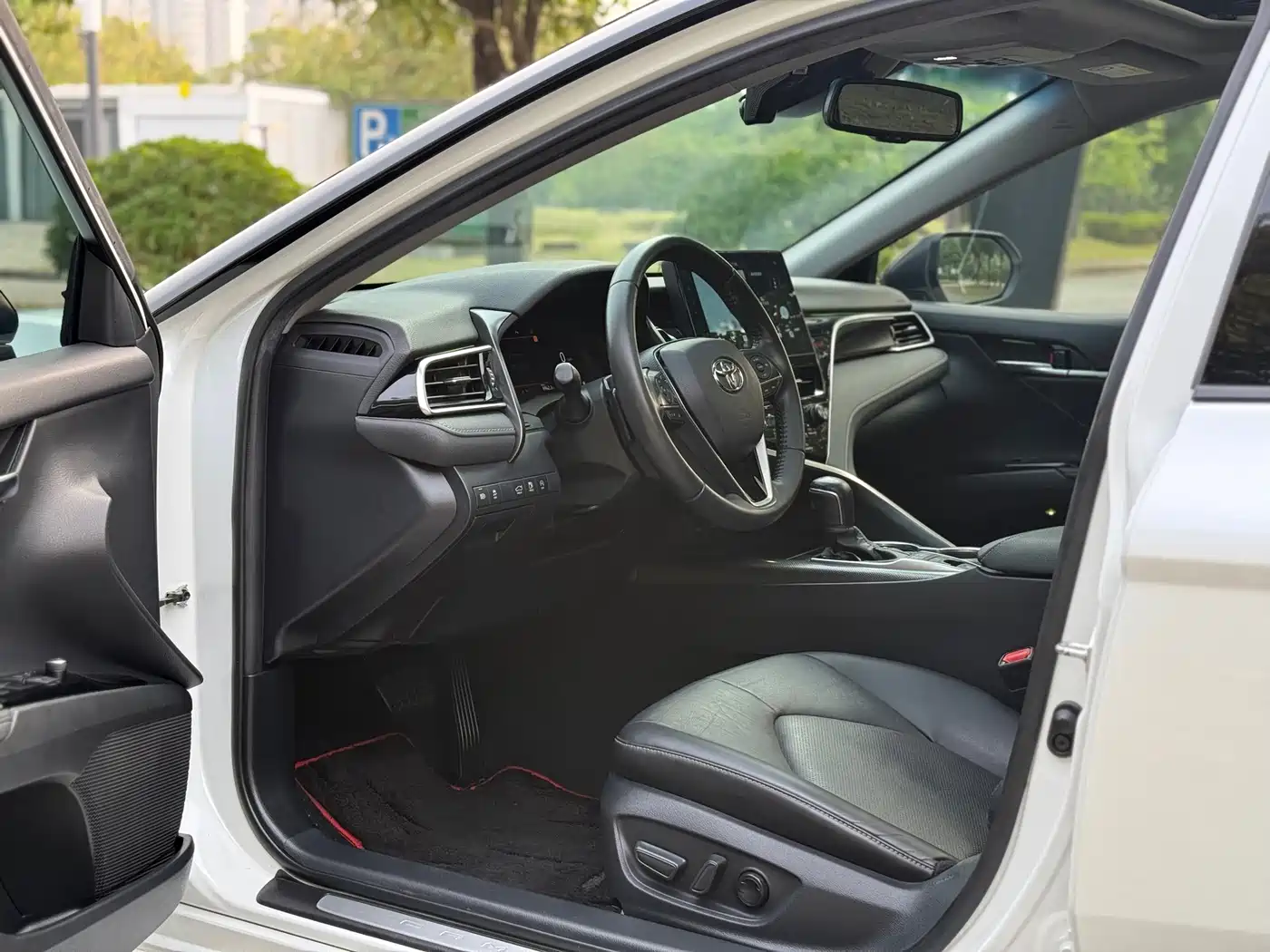 Toyota Camry 2021 2.5S Feng Shang Edition фото 11
