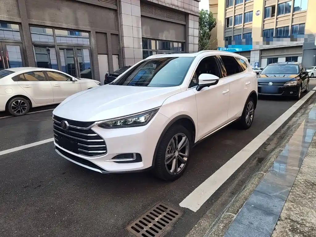 2021 BYD Tang