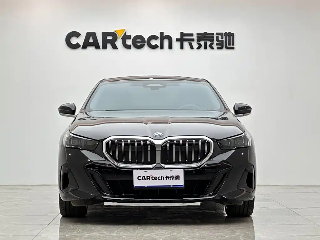BMW 5 Series 2026 2026 530Li Exclusive M Sport Package