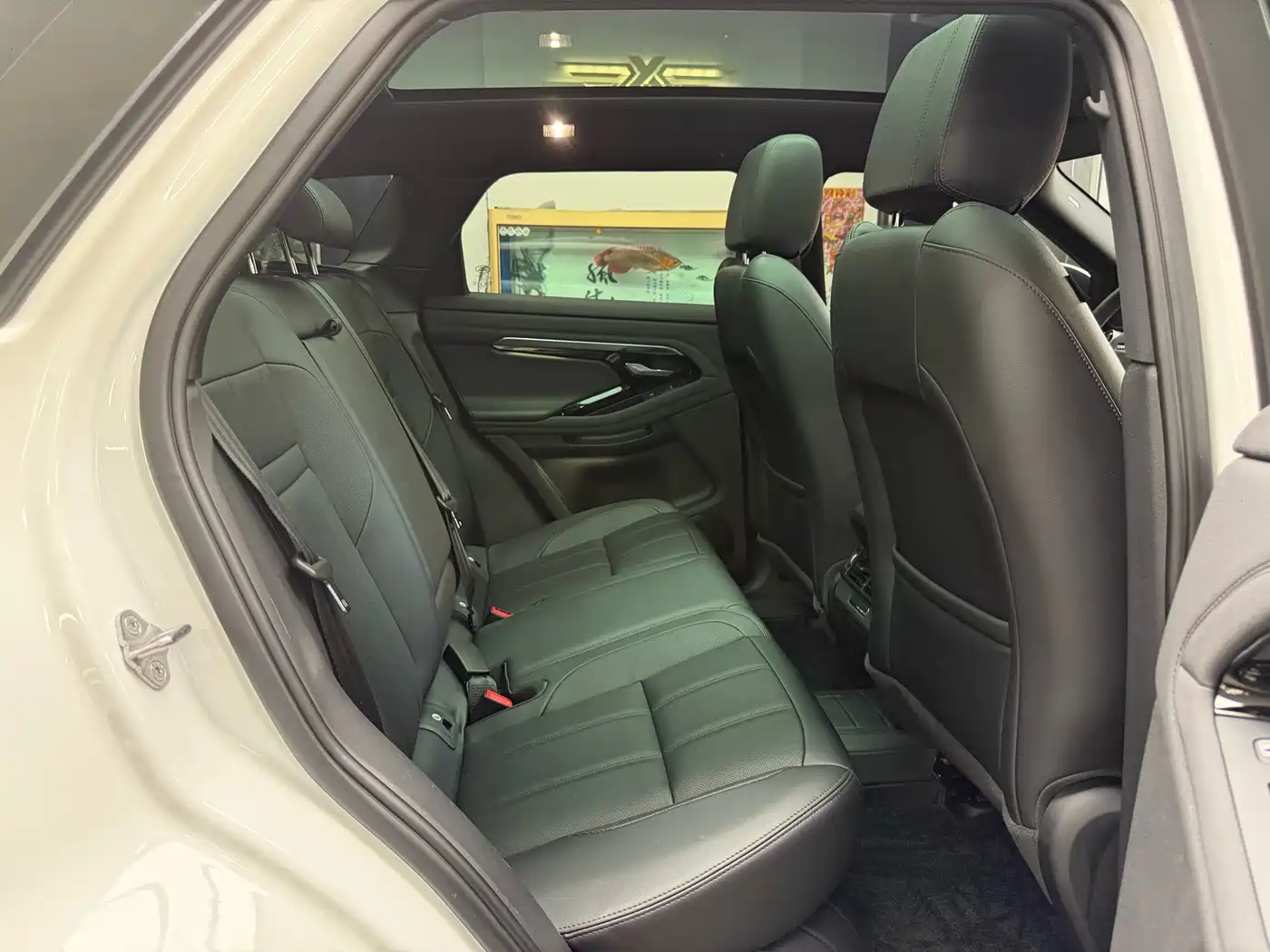 Land Rover Range Rover Evoque 2020 Model 249PS R-DYNAMIC S Gloss Black Sport Tech Edition фото 28