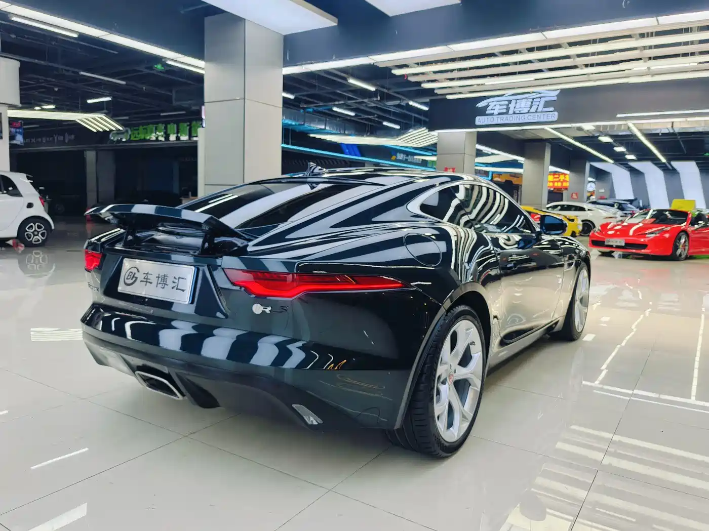 Jaguar F-TYPE 2021 P300 Rear-Wheel Drive Coupe фото 7