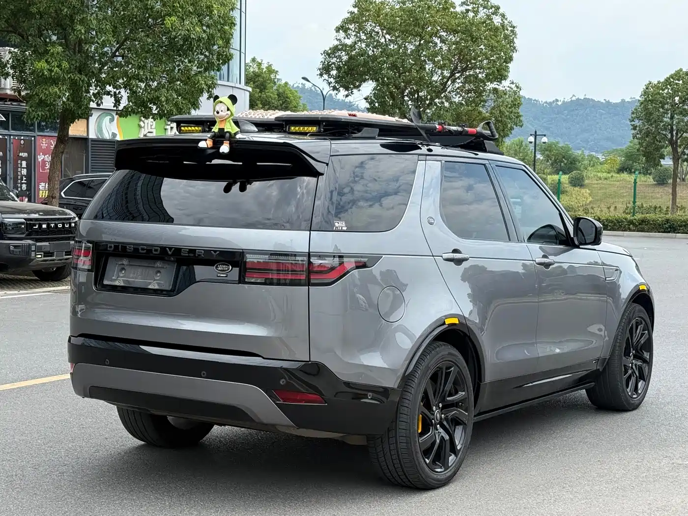 Фото 3 - Land Rover Discovery