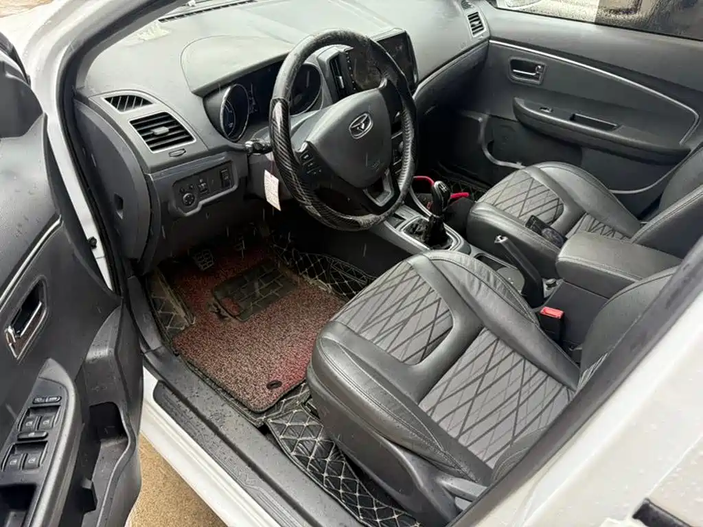 Cowin Kaiyi E3 2019 2018 1.5L Manual Luxury