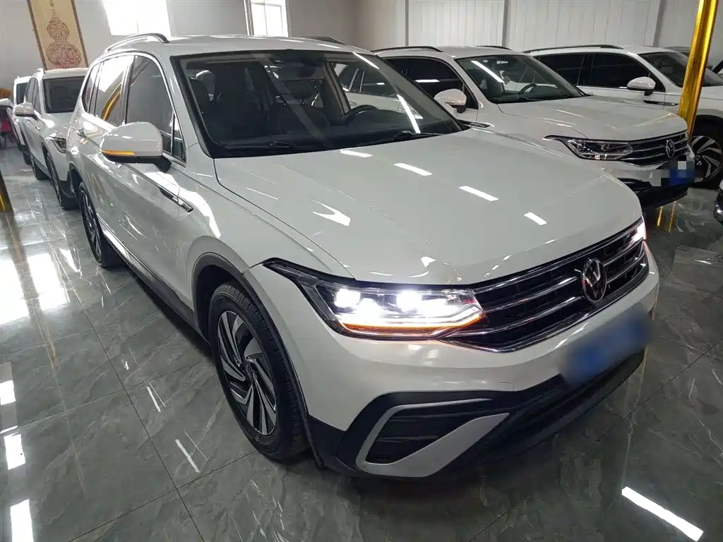 Volkswagen Tiguan L 2023 330TSI Auto 2WD Comfort Edition фото 23