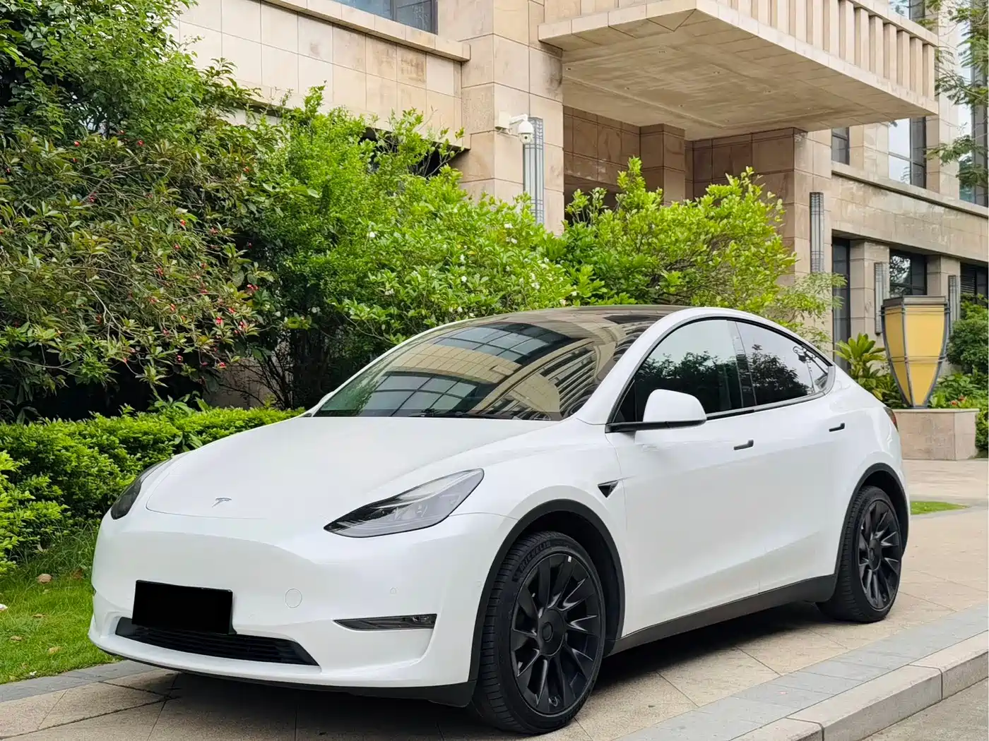 Tesla Model Y 2021 Facelift Long Range AWD 3D5