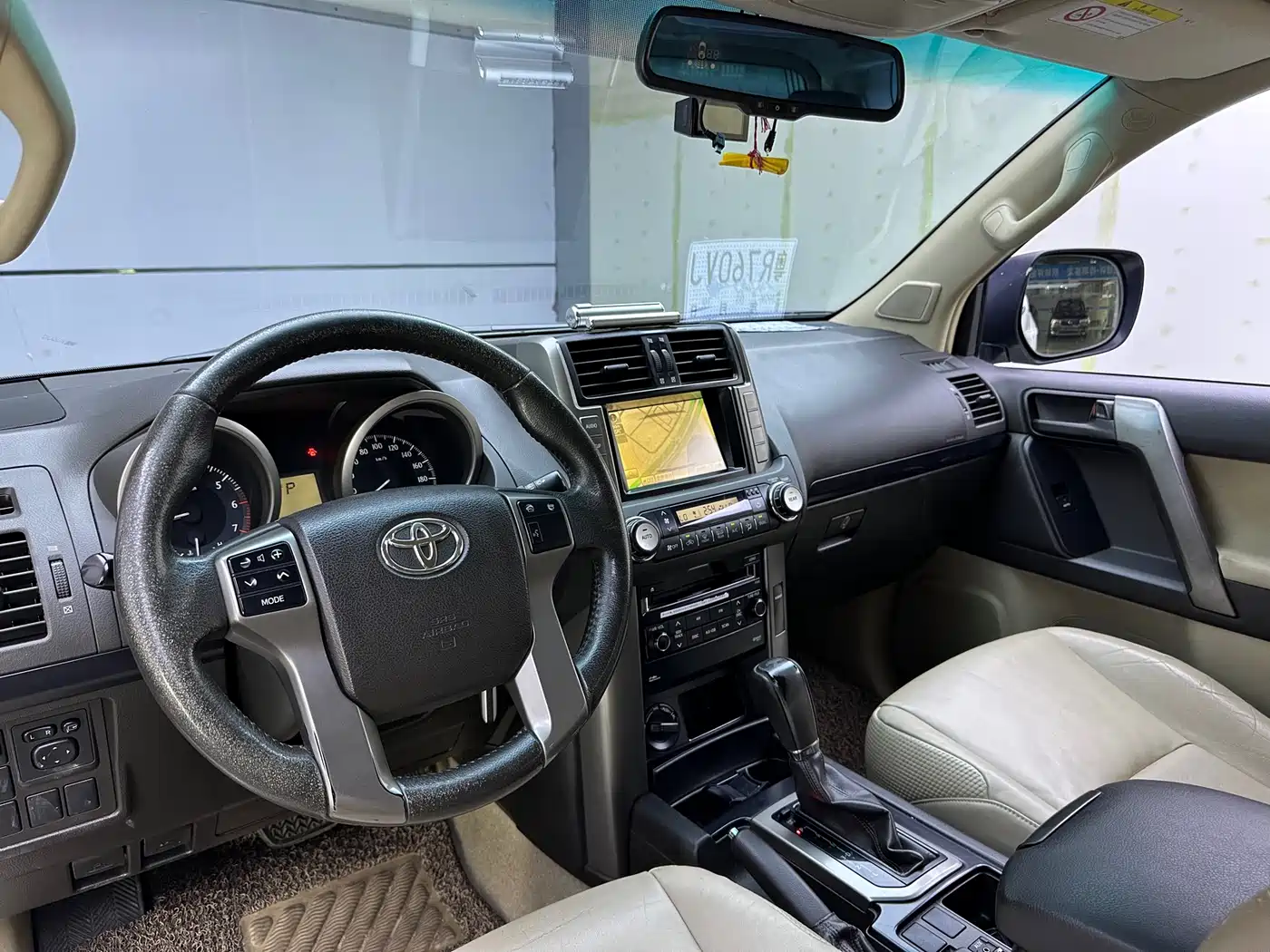 Toyota Prado (Import) 2010 2.7L Auto Luxury фото 10