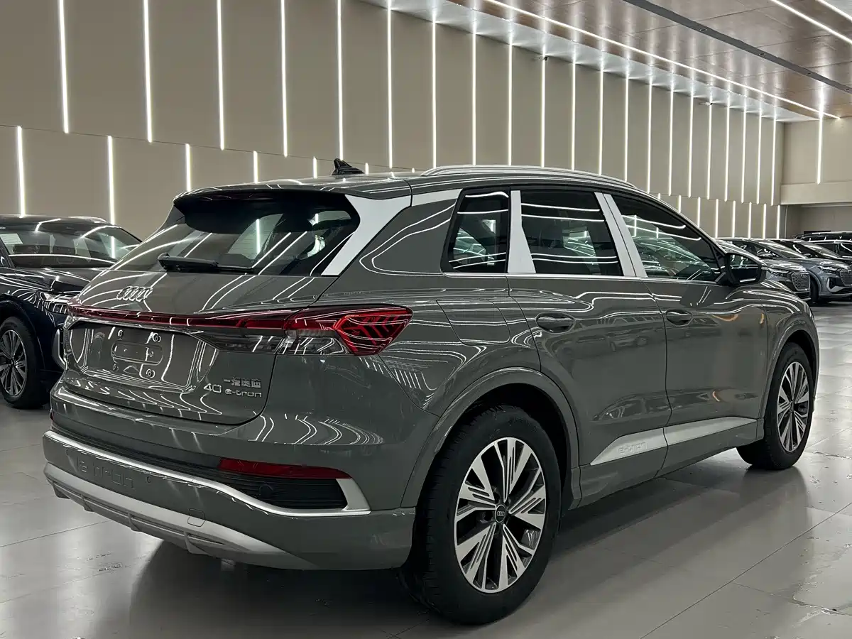 2026 Audi Q4 e-tron