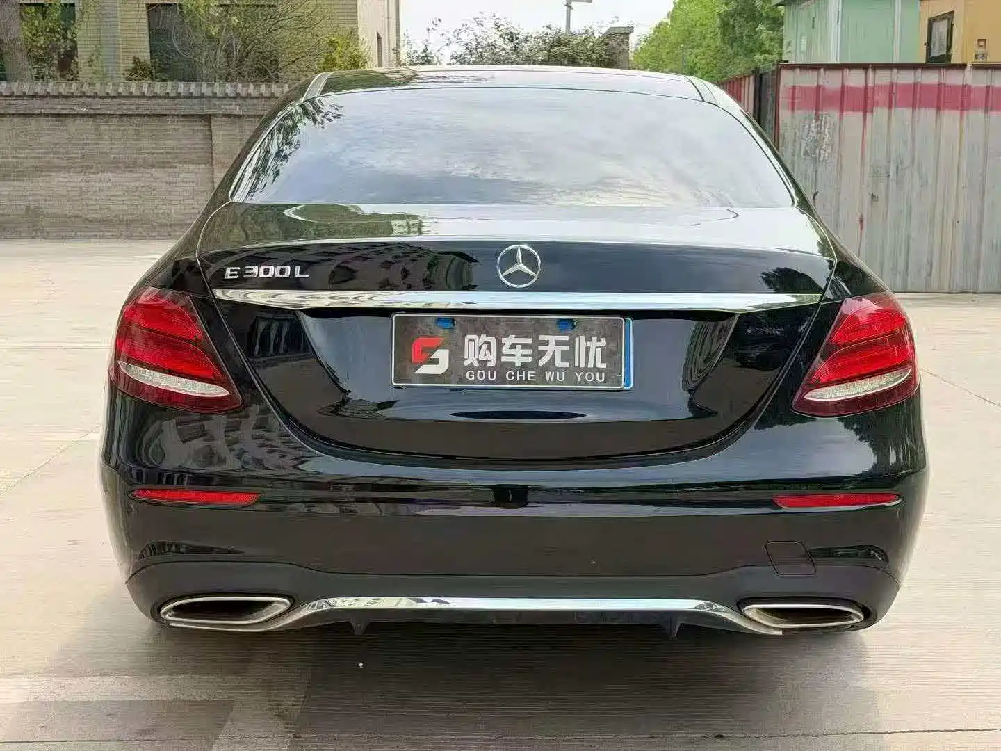 Фото 8 - Mercedes-Benz E-Class
