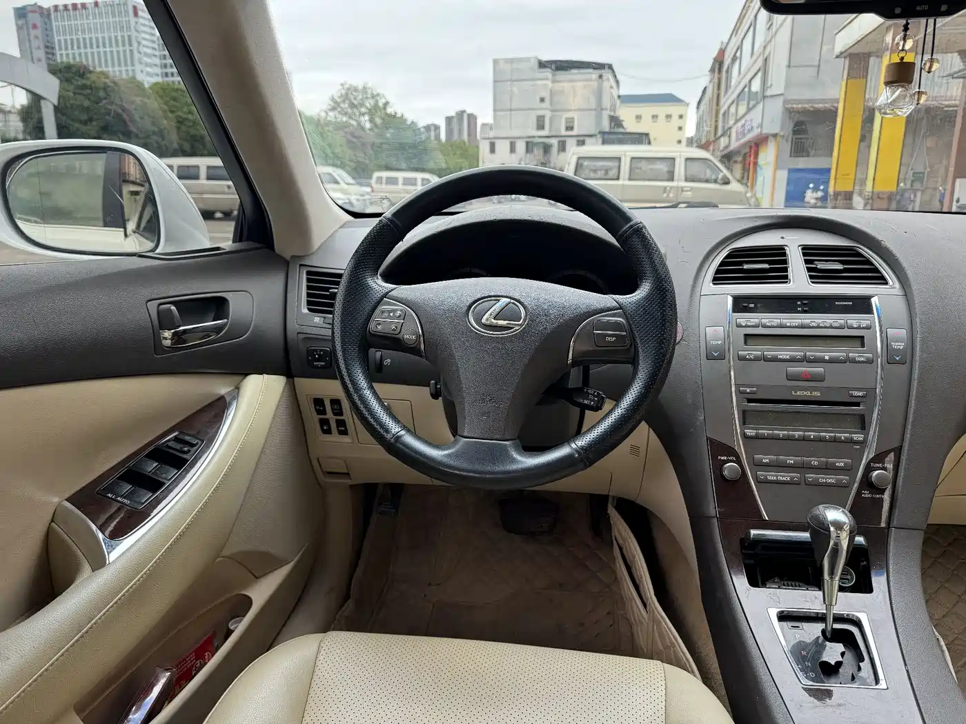 Lexus ES 2012 240 Special Limited Edition фото 8