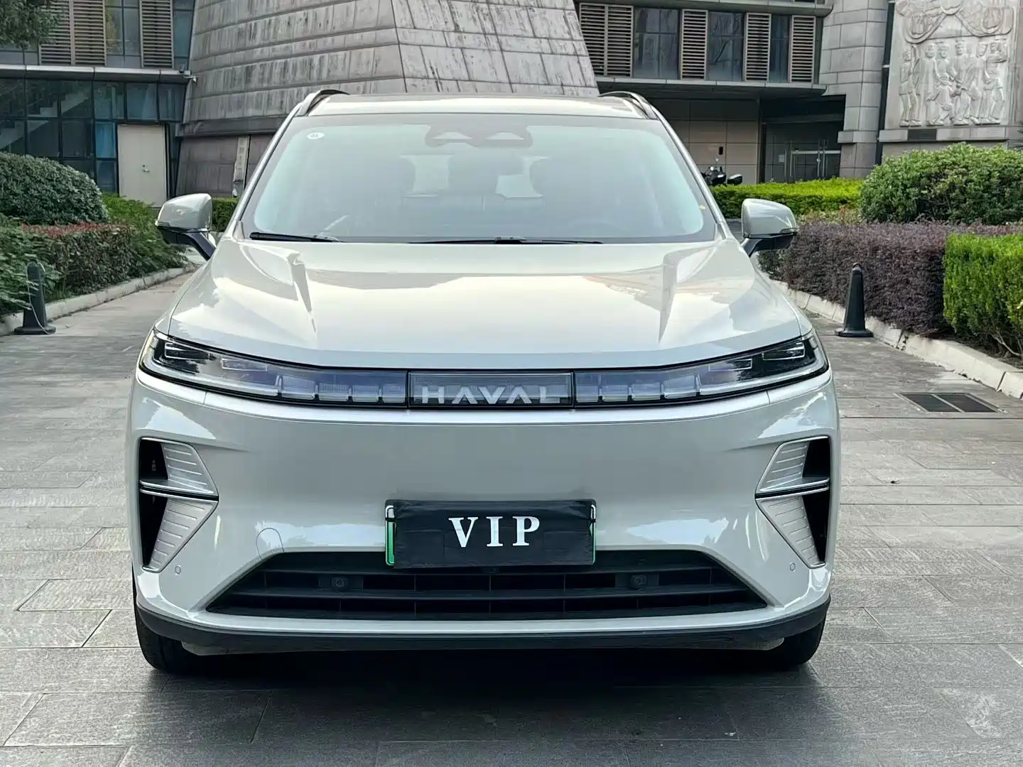 Photo 2 - Haval Xiaolong MAX