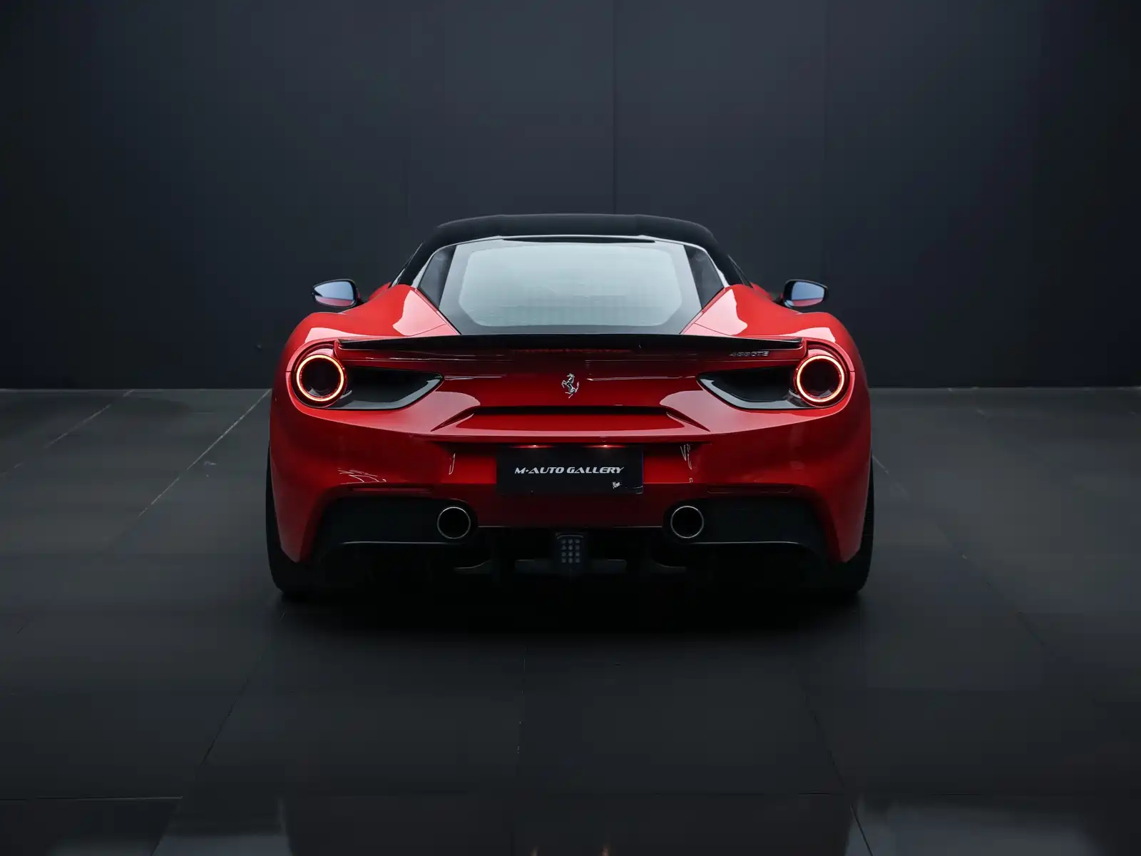Фото 6 - Ferrari 488