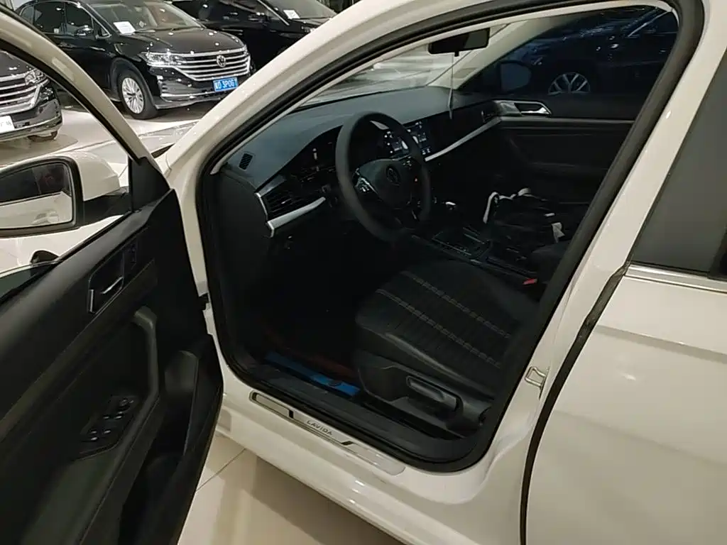 Volkswagen Lavida, миниатюра 16