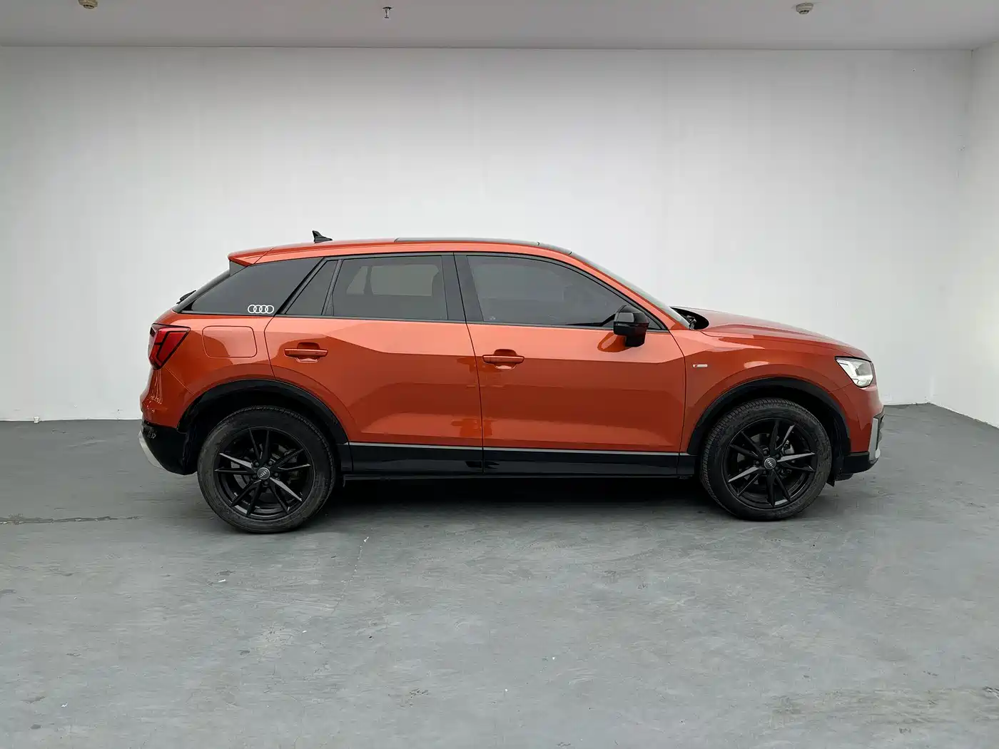 Audi Q2L 2018 35 TFSI Launch Exclusive Edition China VI фото 8