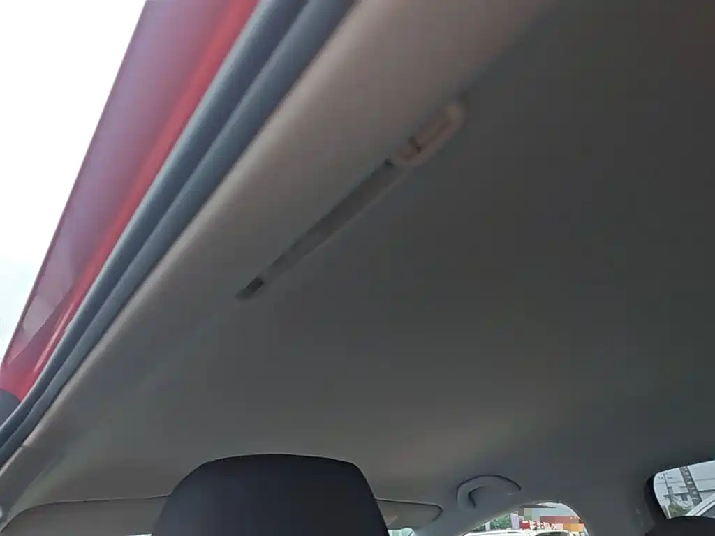 Volkswagen Polo 2018 1.5L Auto Safe Drive фото 18