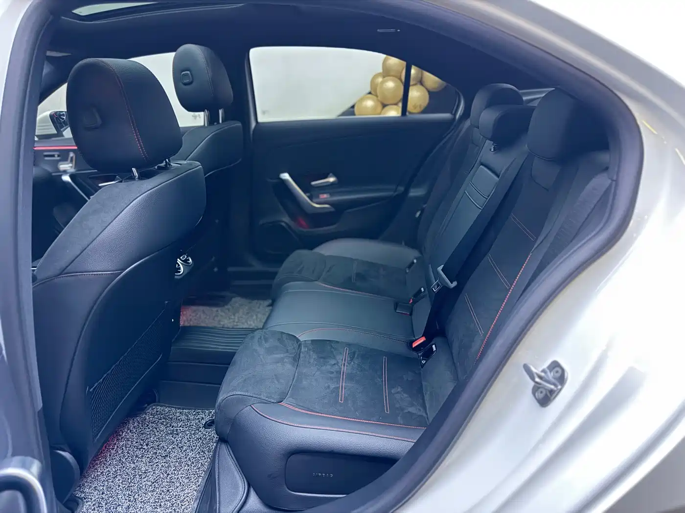 Mercedes-Benz A-Class 2024 Facelift A 200 L Fashion фото 6