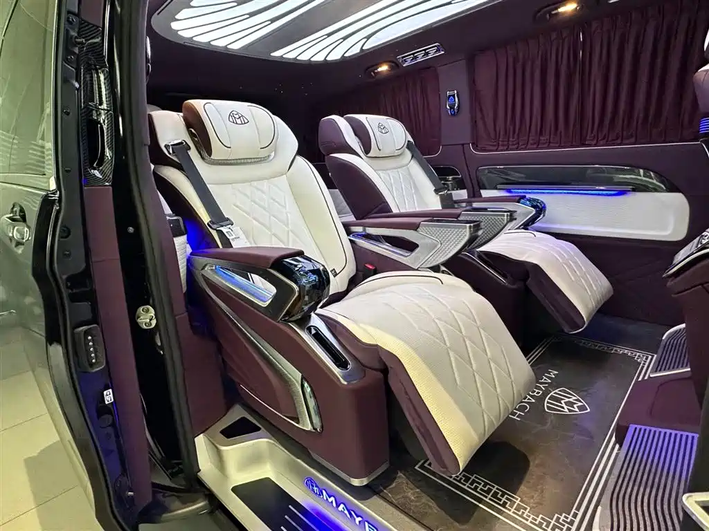 Mercedes-Benz Vito 2024 2.0T Elite Edition 7-Seater фото 18
