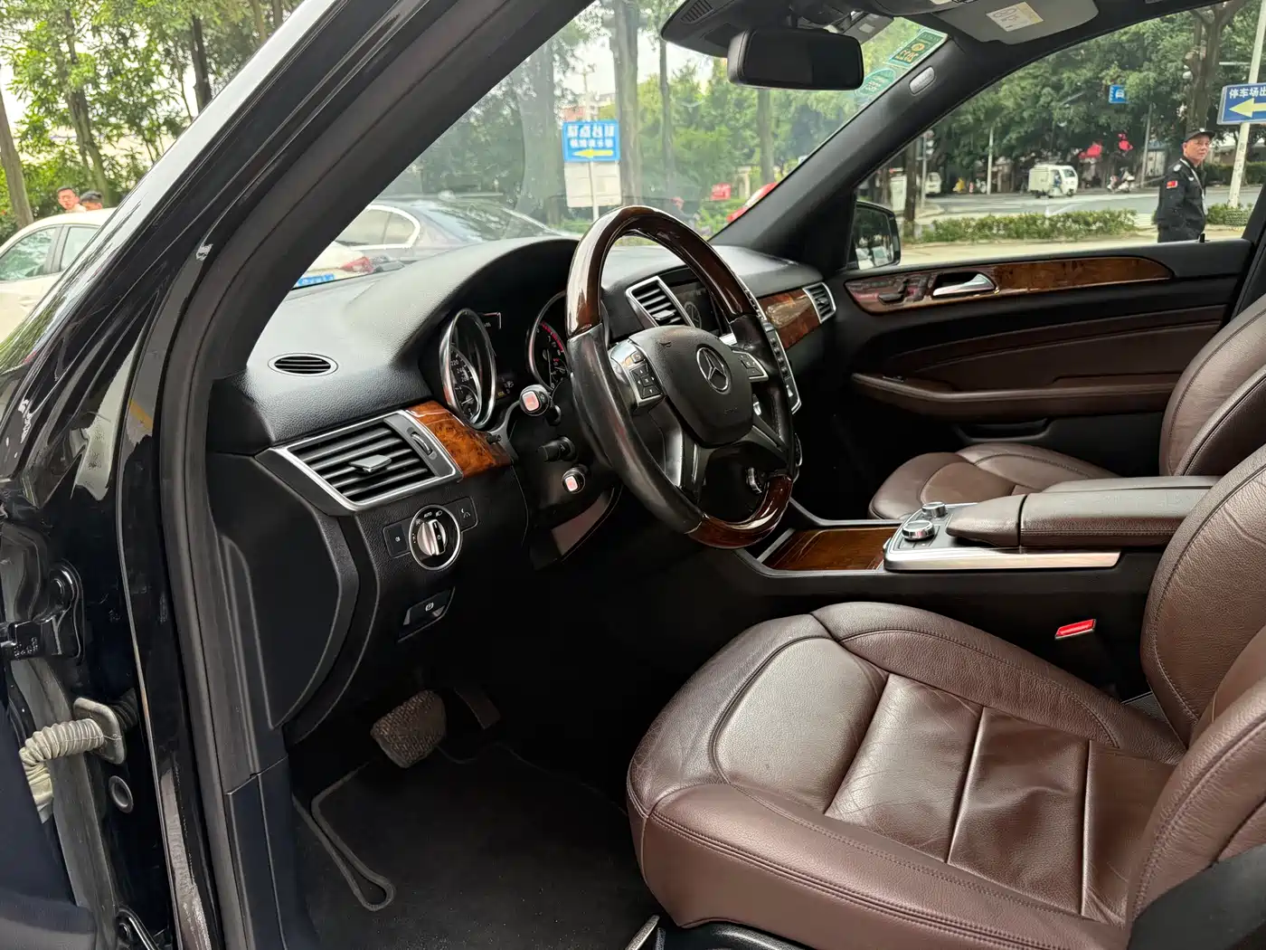 Mercedes-Benz M-Class 2015 ML 400 4MATIC Luxury фото 12
