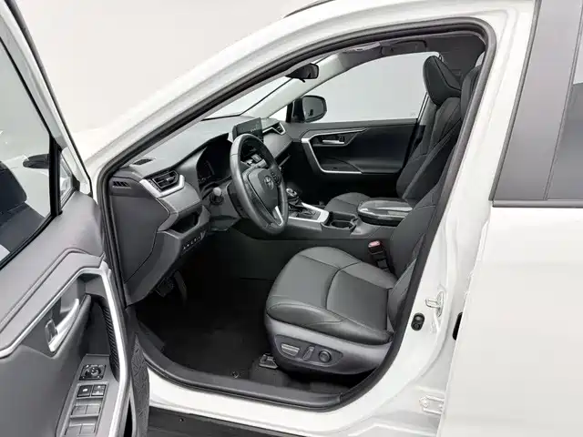 Toyota Wildlander 2024 2023 2.0L CVT FWD Luxury PLUS