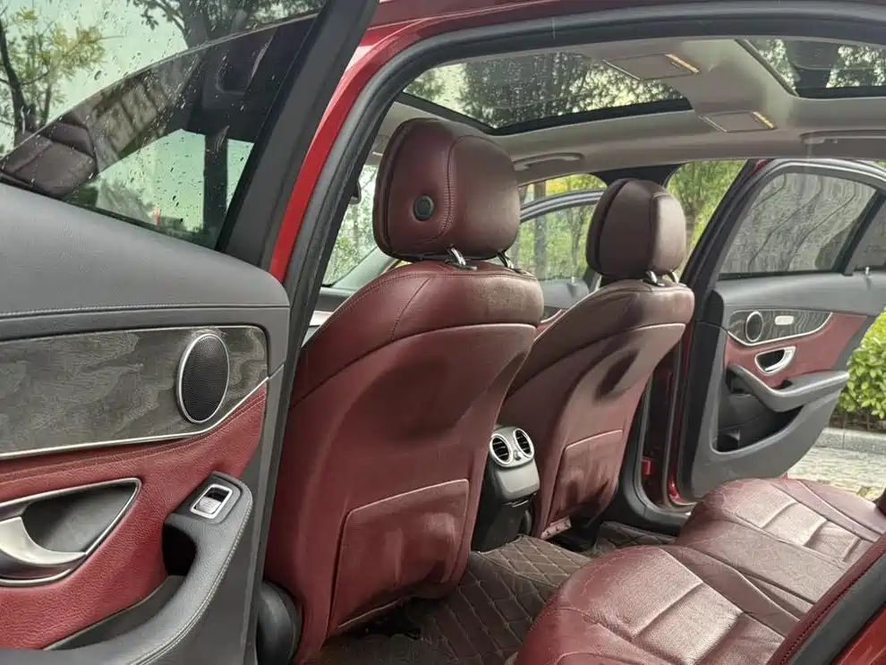 Фото 5 - Mercedes-Benz C-Class