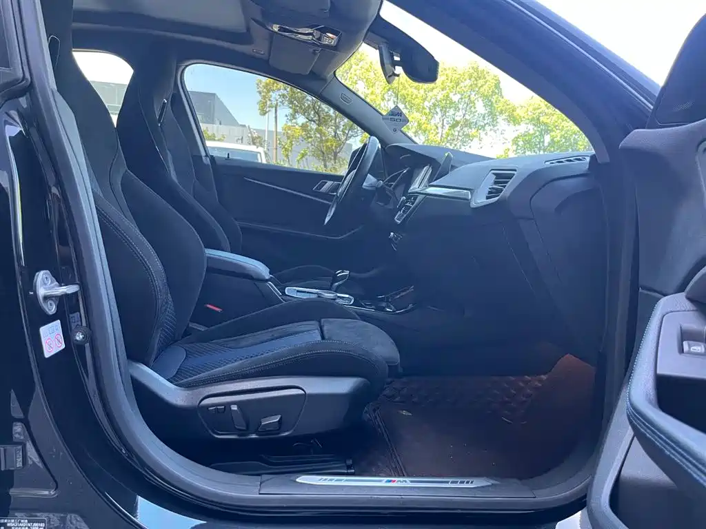 BMW 2 Series (Import) 2021 225i 4-Door Gran Coupe M Sport Shadow Edition фото 9