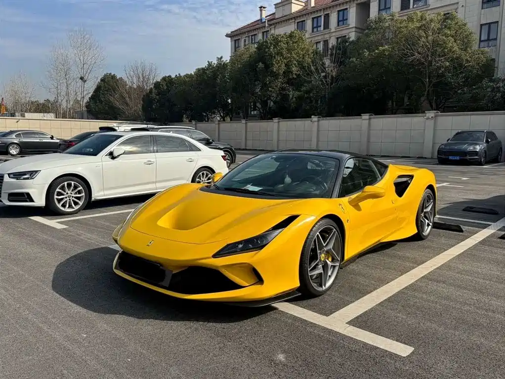 Ferrari F8 2019 Tributo 3.9T V8