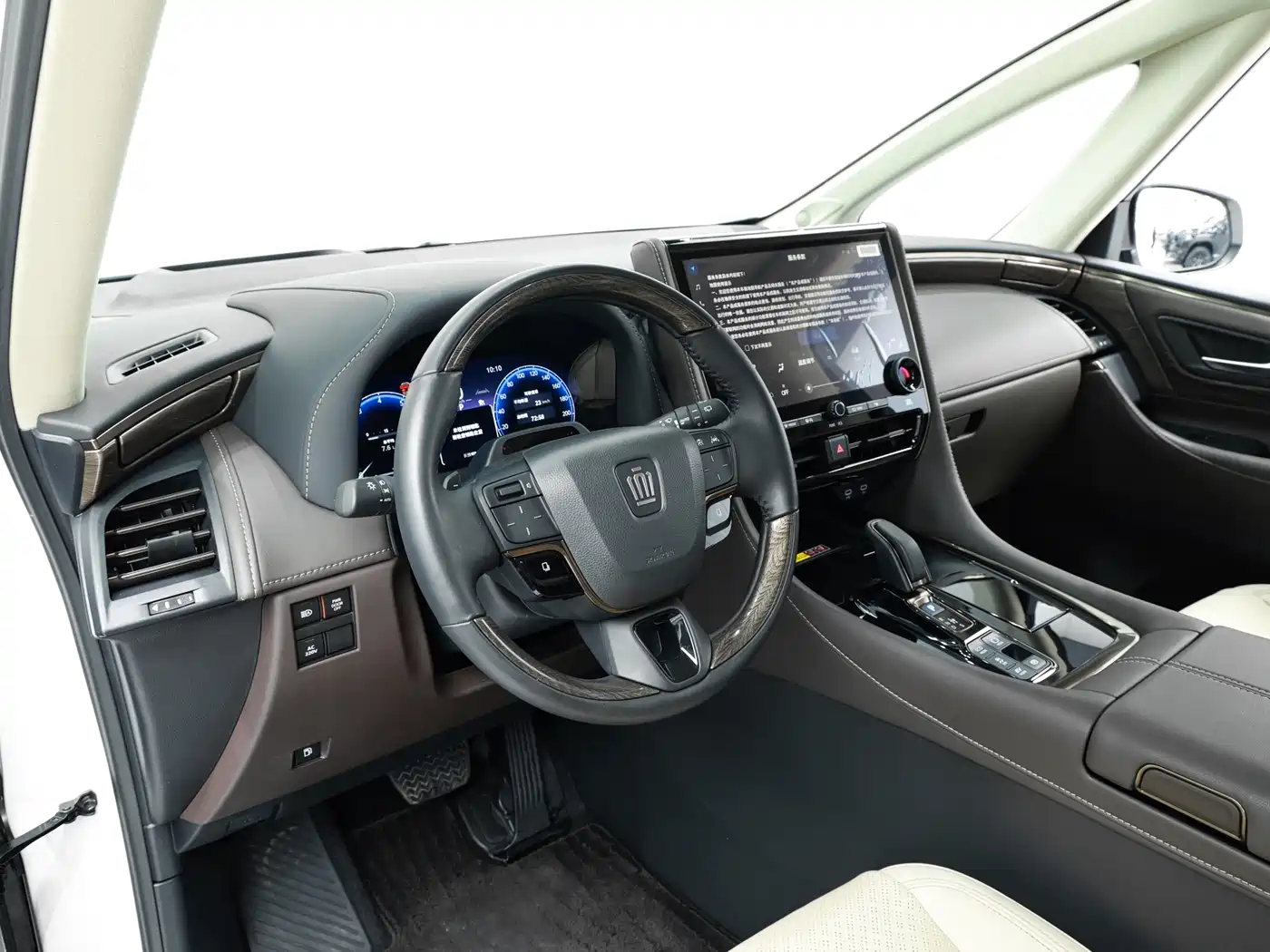 Toyota Vellfire 2024 Crown Hybrid 2.5L Executive Premium Edition фото 6
