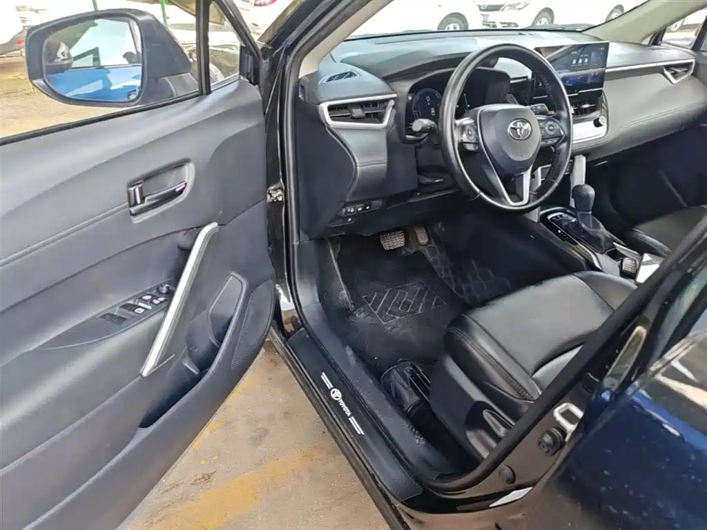 Toyota Frontlander 2023 2.0L Smart Hybrid Dual Engine Leading Edition фото 16