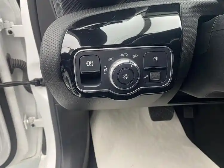 Mercedes-Benz A-Class 2023 A 200 L Dynamic фото 9