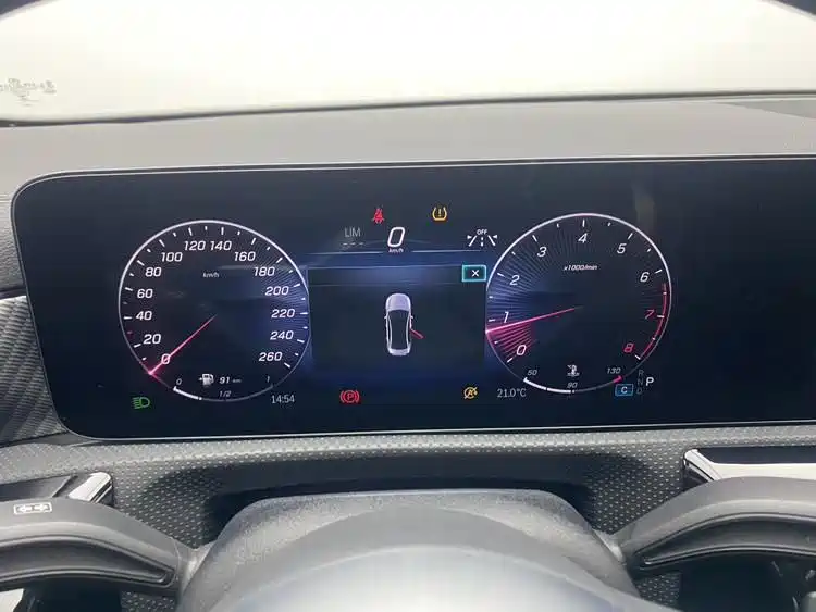 Mercedes-Benz A-Class 2023 A 200 L Dynamic фото 23