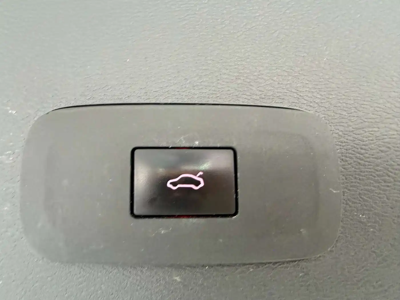 Фото 27 - Volvo XC40