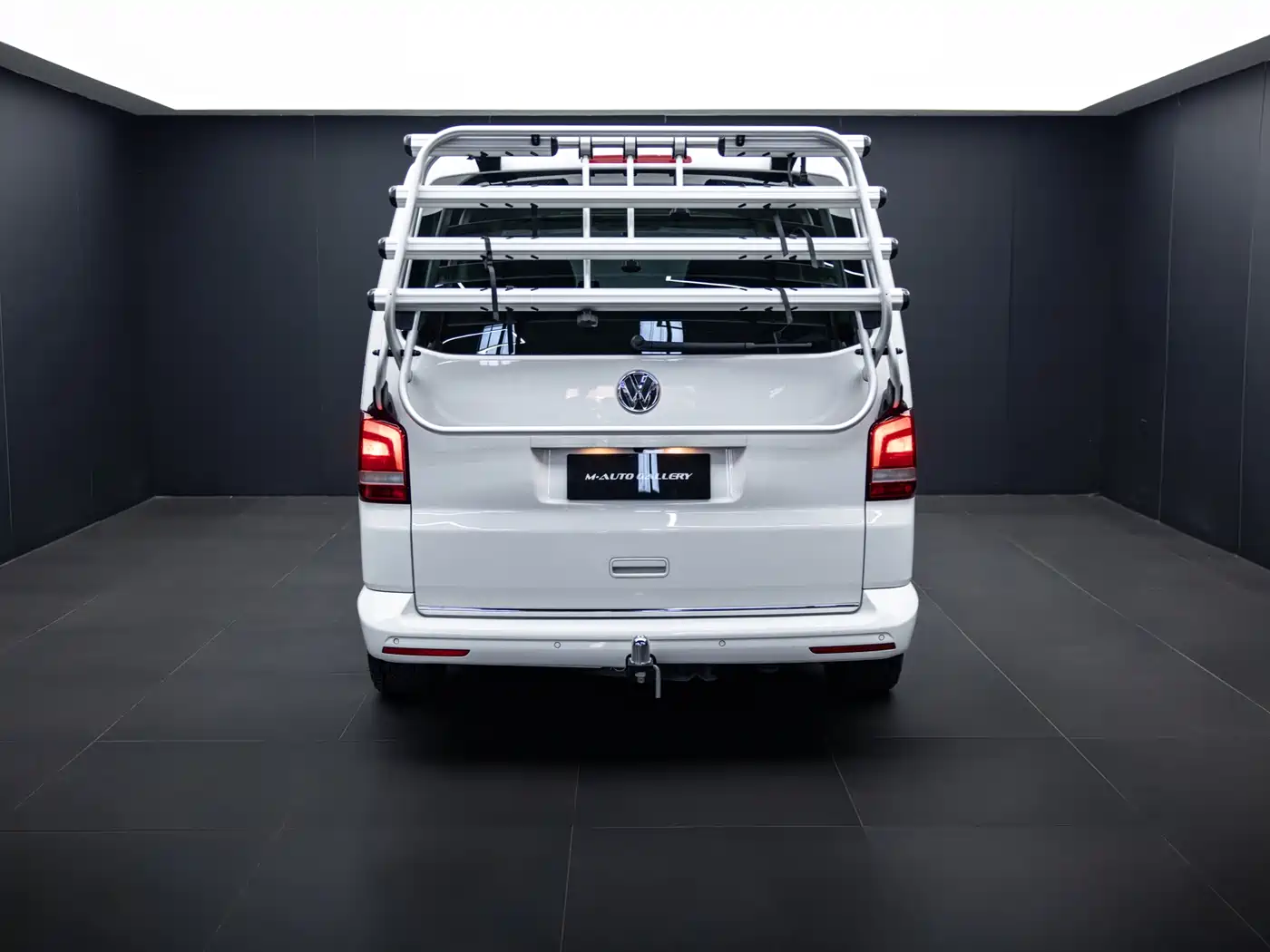 Volkswagen Multivan 2017 2017 2.0TSI 4WD Premium 6-Seater