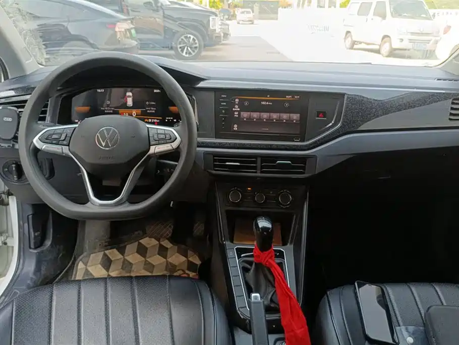 Volkswagen Lavida 2023 Xinrui 1.5L Auto Xinyi Edition фото 12