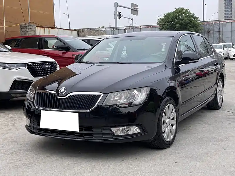 Škoda Superb 2013 1.4TSI DSG Gentleman Edition