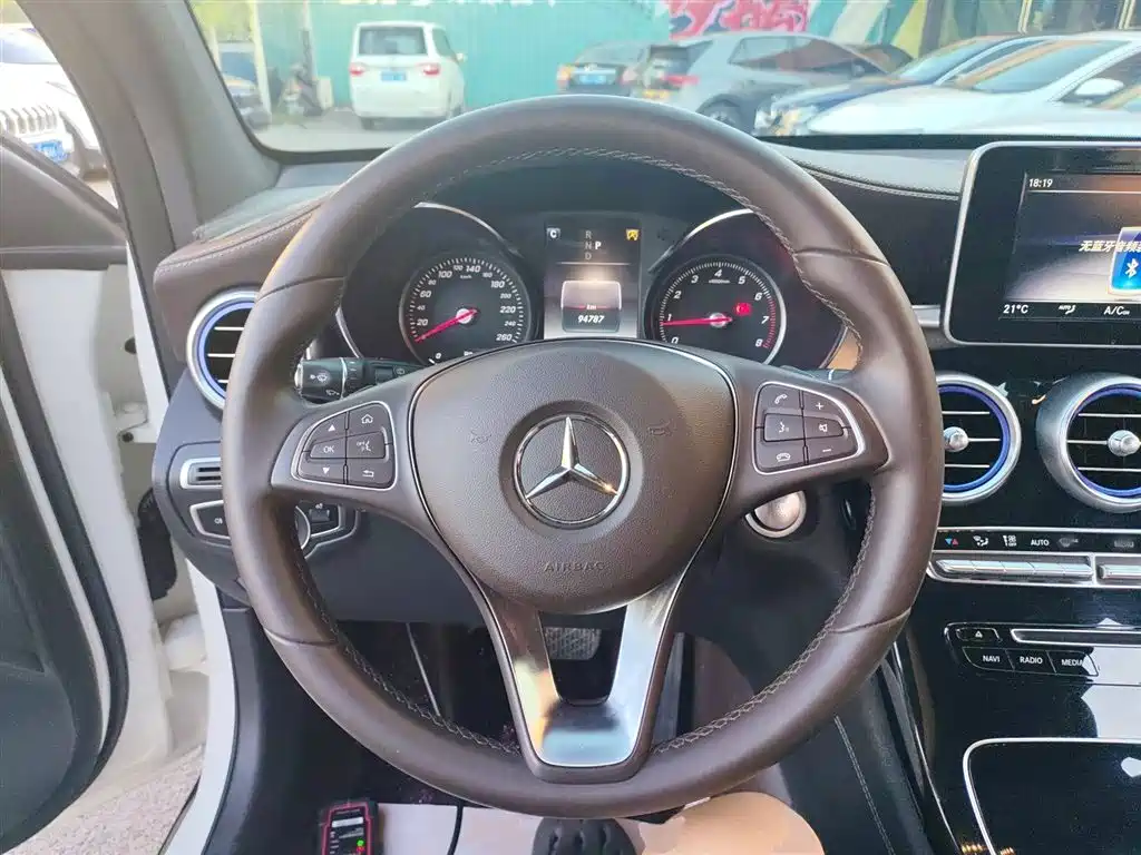 Mercedes-Benz GLC 2019 Model GLC 200 L 4MATIC фото 11