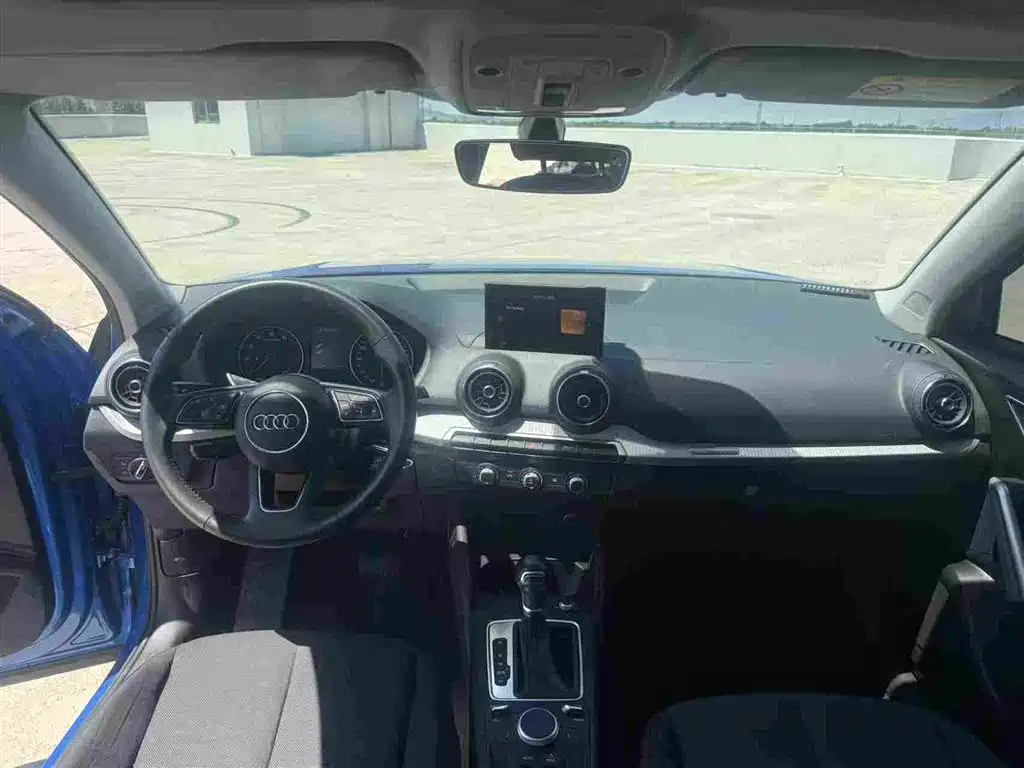 Audi Q2L 2020 35 TFSI Progressive Dynamic Model фото 5